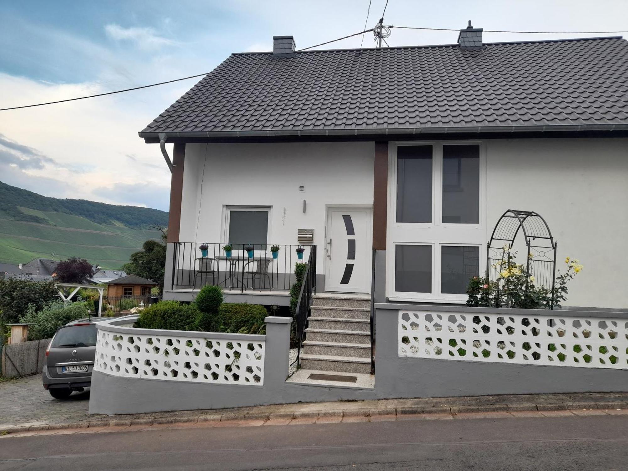 Gaestezimmer Bernkastel - Gaestehaus Barbara Екстериор снимка