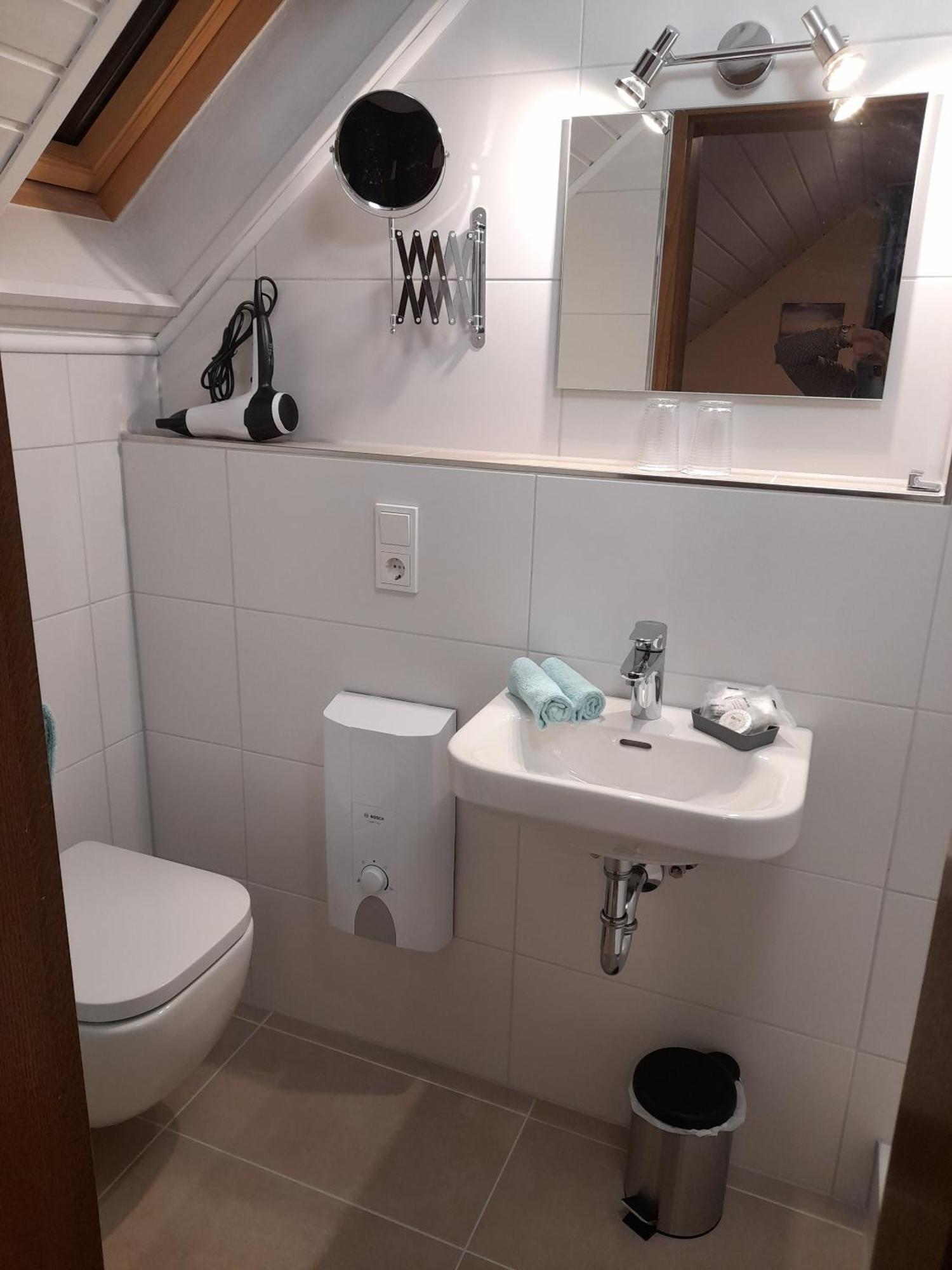 Gaestezimmer Bernkastel - Gaestehaus Barbara Стая снимка
